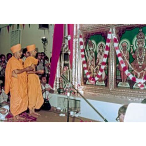 Spiritual Travels with Pramukh Swami Maharaj, 1977