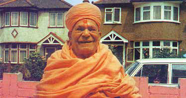 Dollis Hill — photograph 2 of 2 from the UK Prasadi Yatra Guidebook