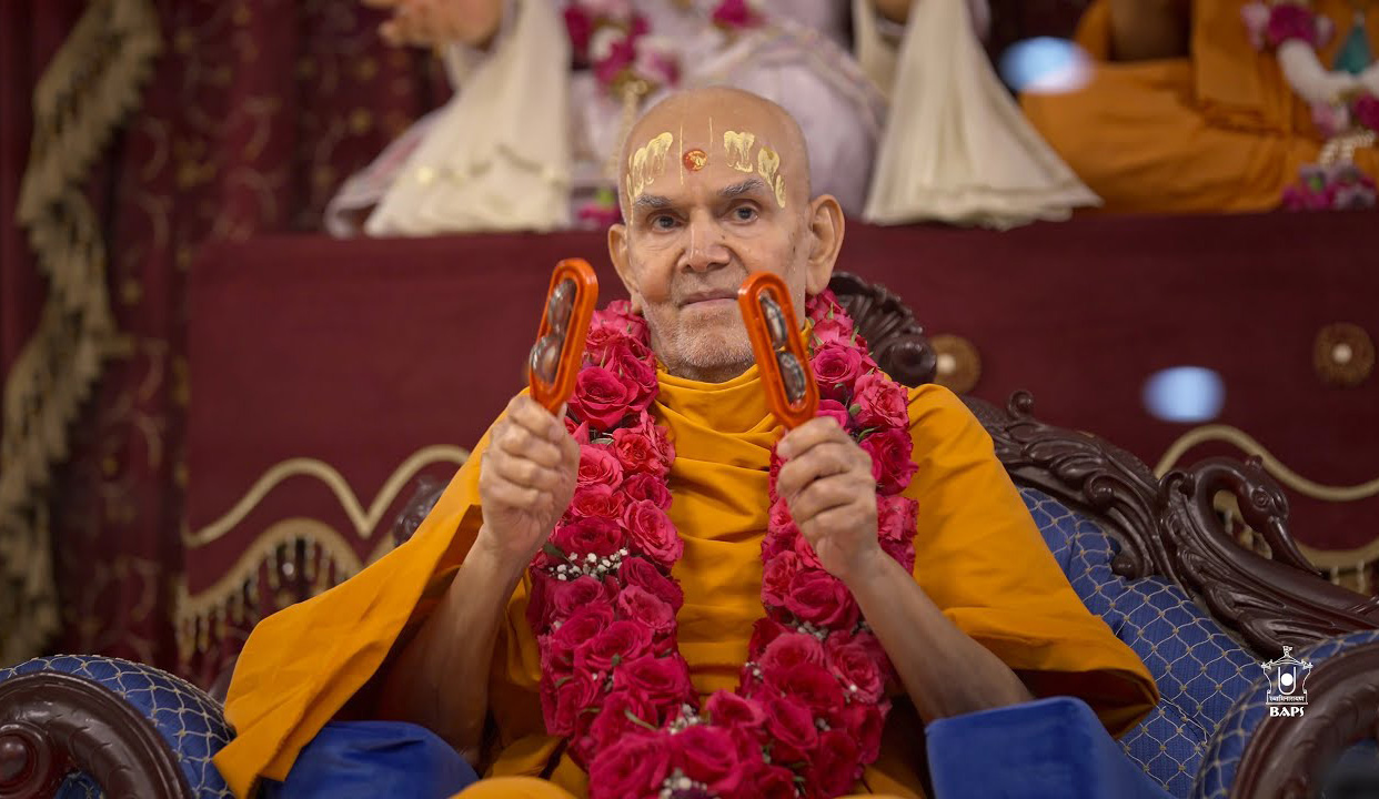 Guruhari Darshan, 8 May 2023, London, UK | Prapti Din (Kirtan Aradhana)